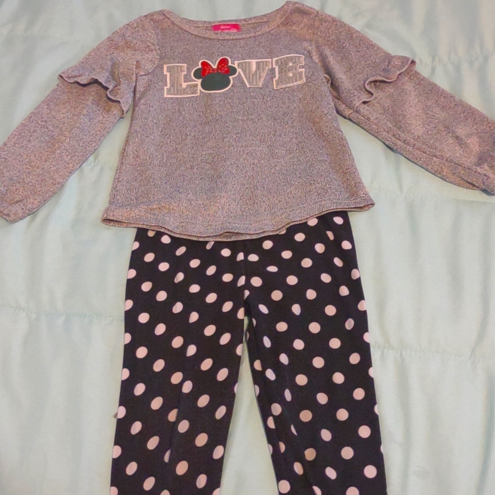 Adorable Minnie Mouse Outfit 3T